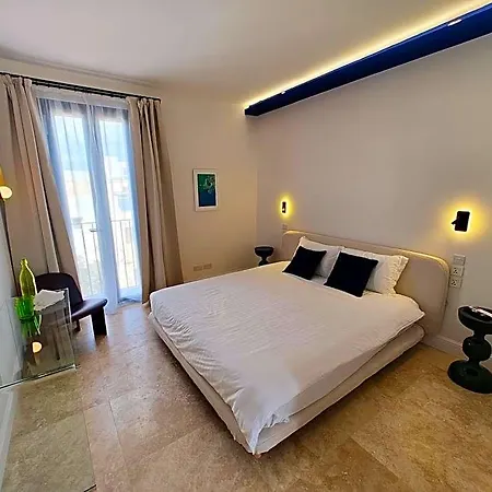 Alba Hotel *